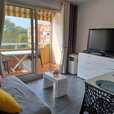 Appart Cosy En Bord De Mer - Port Santia Lucia St Raphael Saint-Raphaël Buitenkant foto