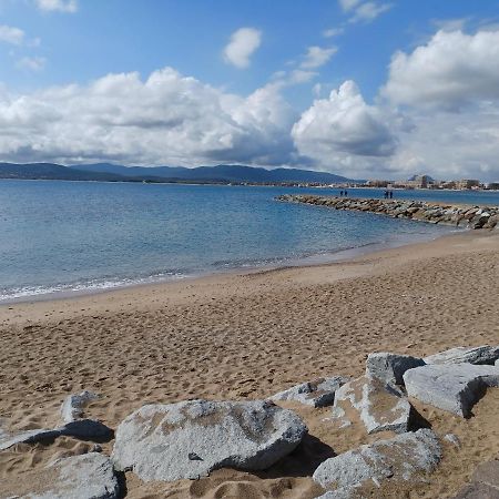Appart Cosy En Bord De Mer - Port Santia Lucia St Raphael Saint-Raphaël Buitenkant foto