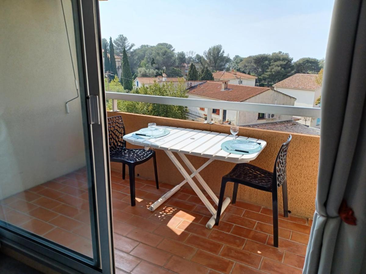 Appart Cosy En Bord De Mer - Port Santia Lucia St Raphael Saint-Raphaël Buitenkant foto