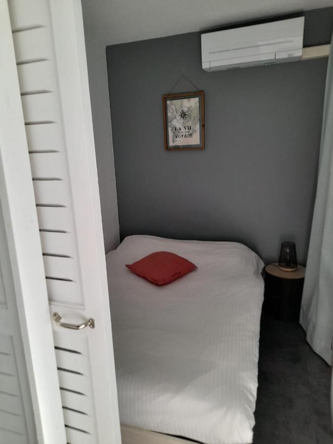 Appart Cosy En Bord De Mer - Port Santia Lucia St Raphael Saint-Raphaël Buitenkant foto